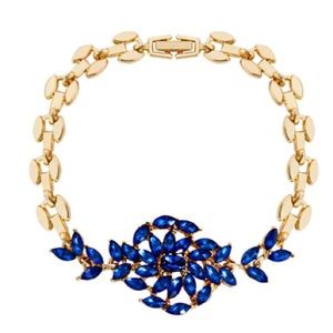 ❤️gorgeous Austrian sapphire flower design gold
